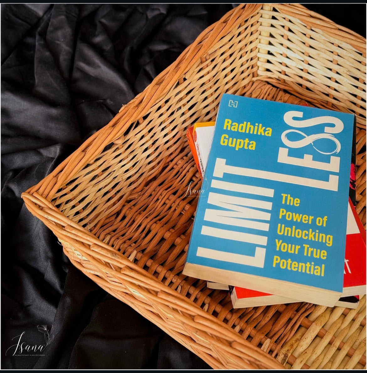 ISANA Rustic Nest Handwoven Willow Storage Basket Tray