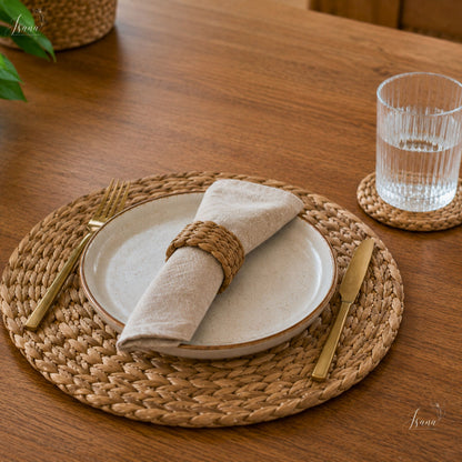 EcoServe Luxe – 6 Pc Handwoven Water Hyacinth Placemats with Holder Sustainable Dining Set