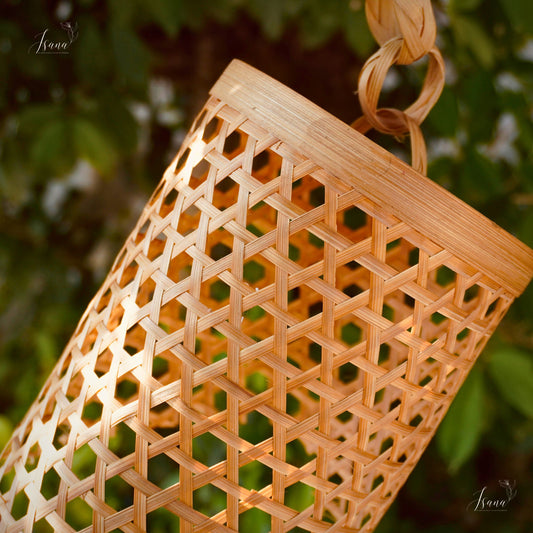 Isana PetiteBloom – Mini Bamboo Hanging Lamp (IBL 208)