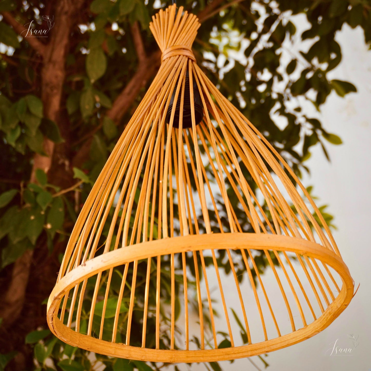 Isana BreezeCrown – Natural Bamboo Hanging Lampshade