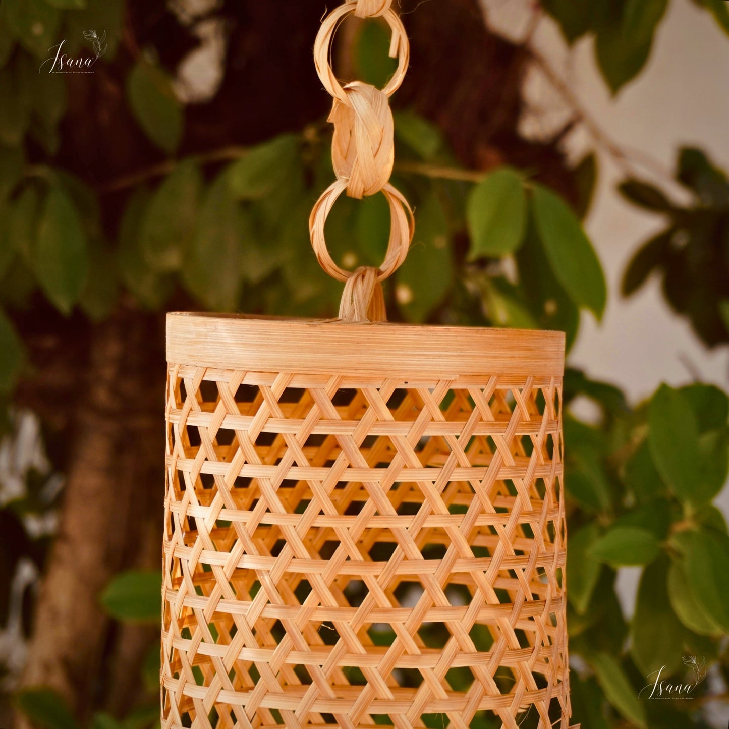 Isana PetiteBloom – Mini Bamboo Hanging Lamp (IBL 208)