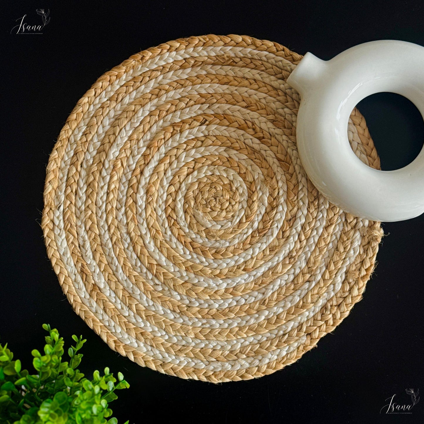 TARAH – Handwoven Round Jute Placemat