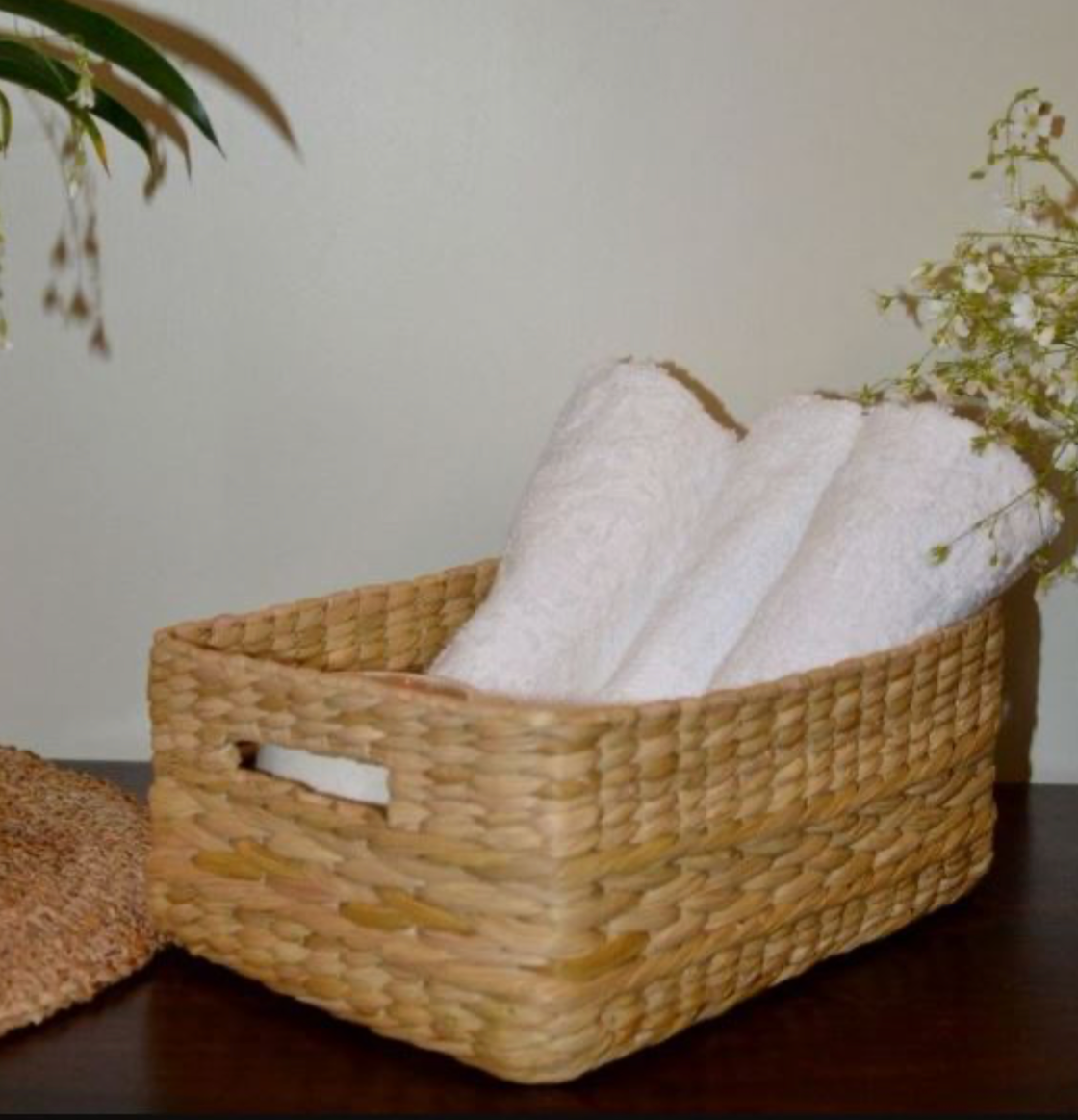 Kauna Grass Towel Tray – Handwoven Eco-Friendly Organizer