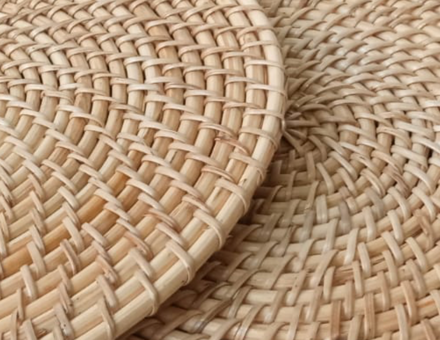 Aara Luxe Cane Round Placemat – Handwoven Elegance