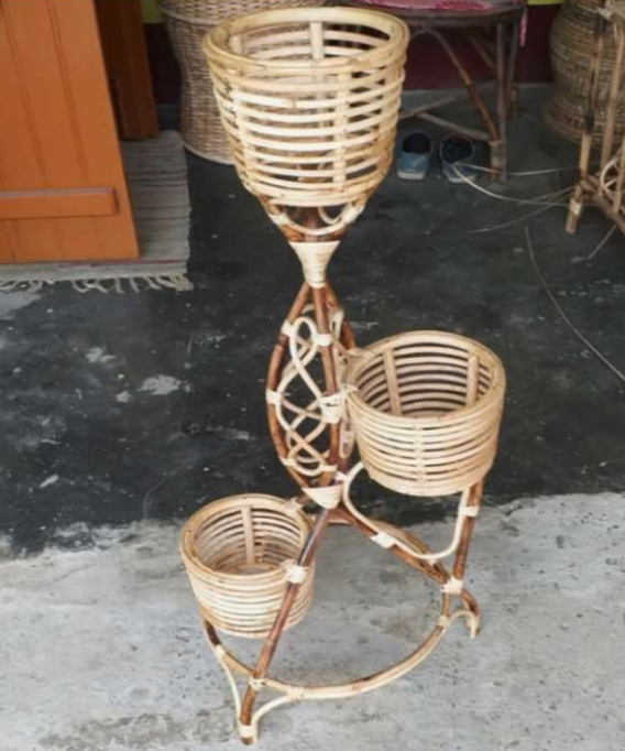 Multi - Pot Stand
