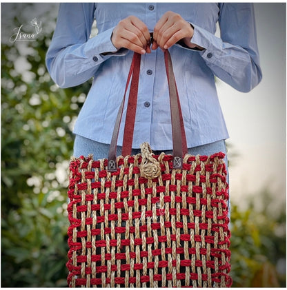 Anvaya Sabai Tote – Handwoven Dual-Tone Mesh Bag in Red & Natural