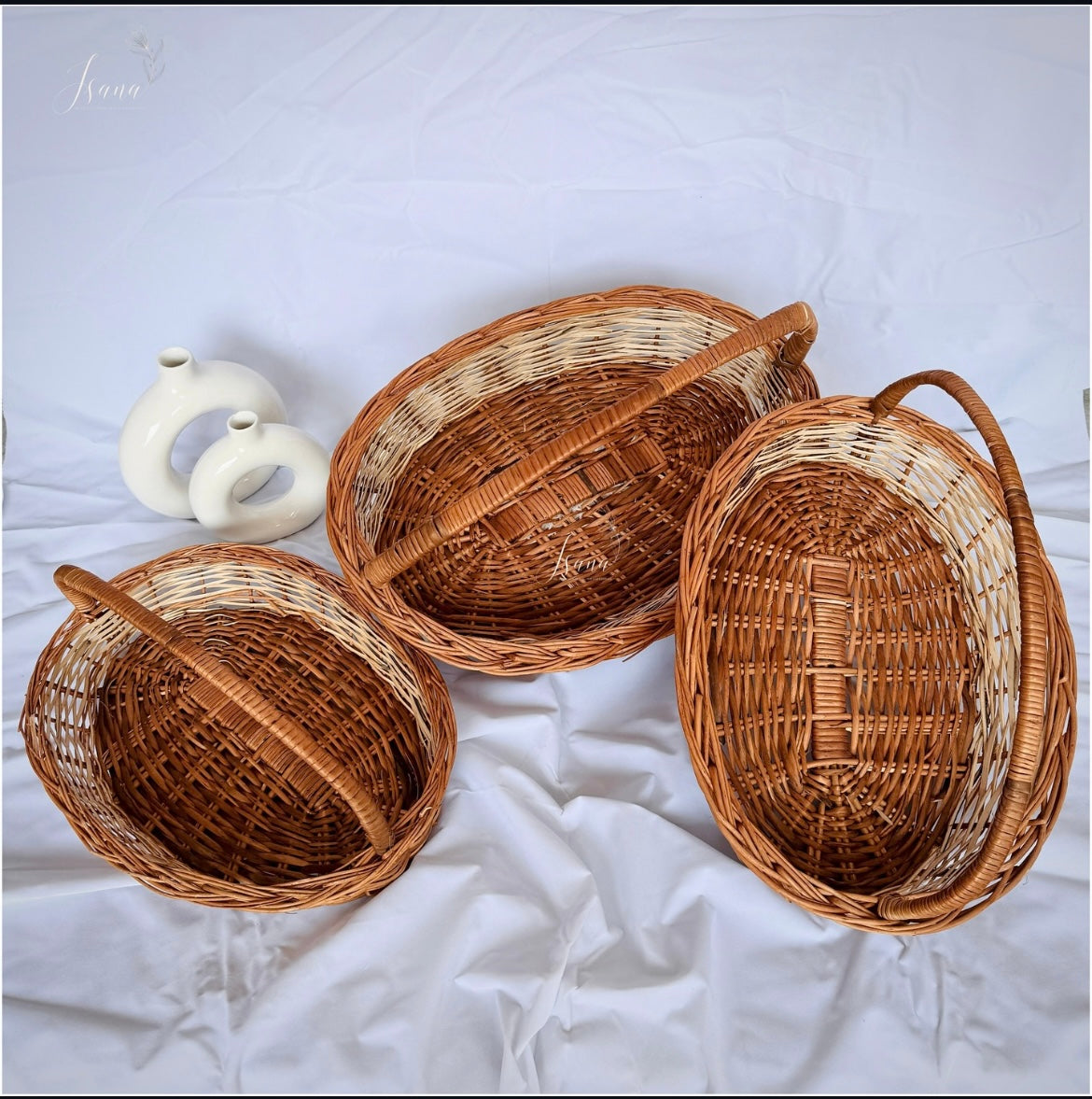Nest Oval Willow Basket Set – With Handles (Set of 3)